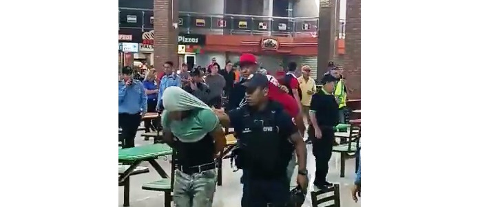 Detenidos en Gran Bazar Maracaibo