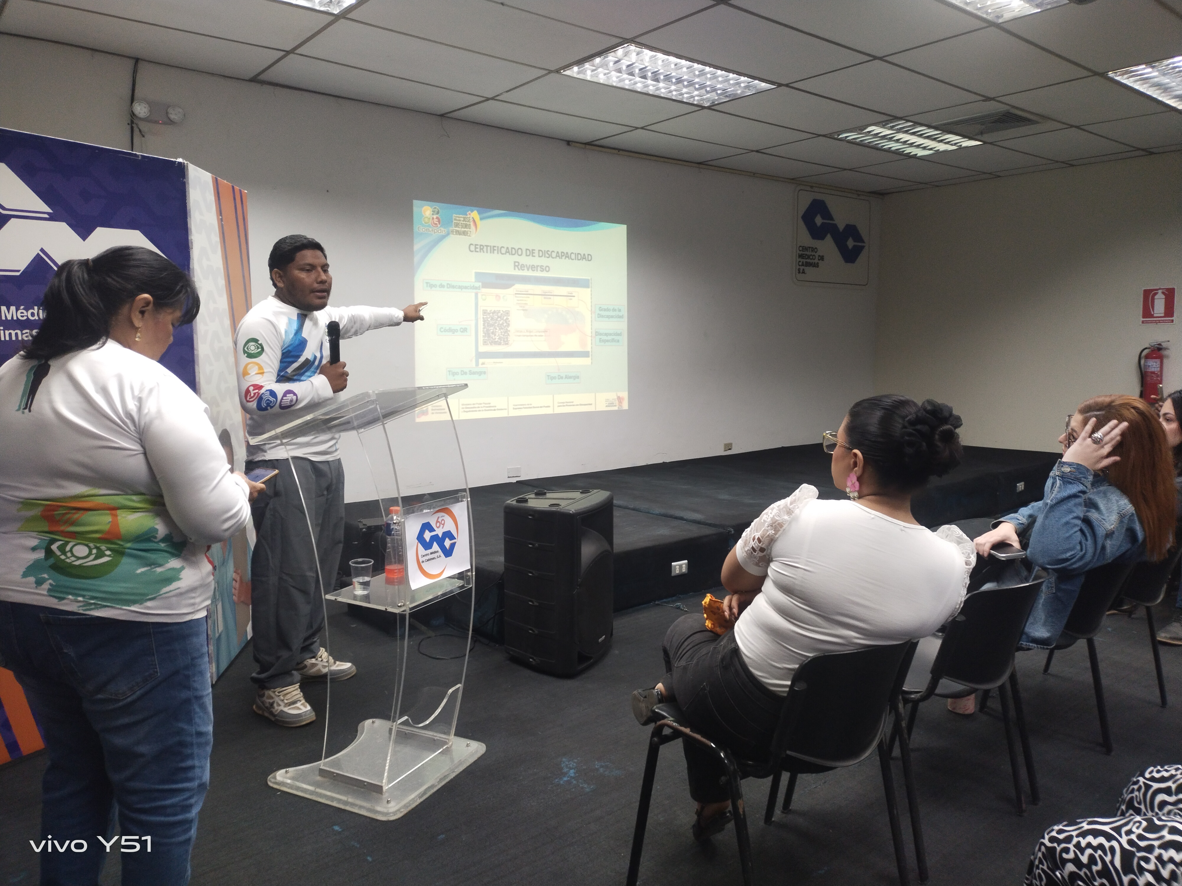 Taller para "trato de personas con discapacidad CNP COL